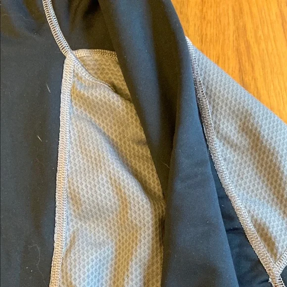 SOLD Black and Gray Dri-Fit Long Sleeve Shirt - Picture 5 of 7